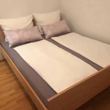 5148-5 For 5 Pers In