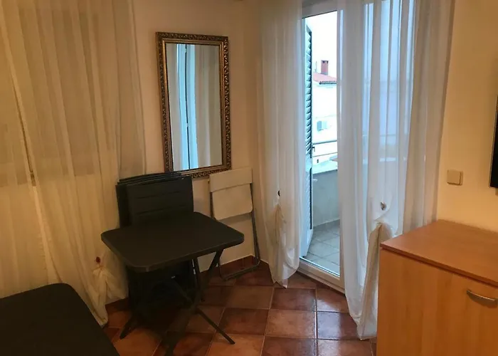 Appartement 5148-5 For 5 Pers In Rogoznica (Sibenik-Knin)